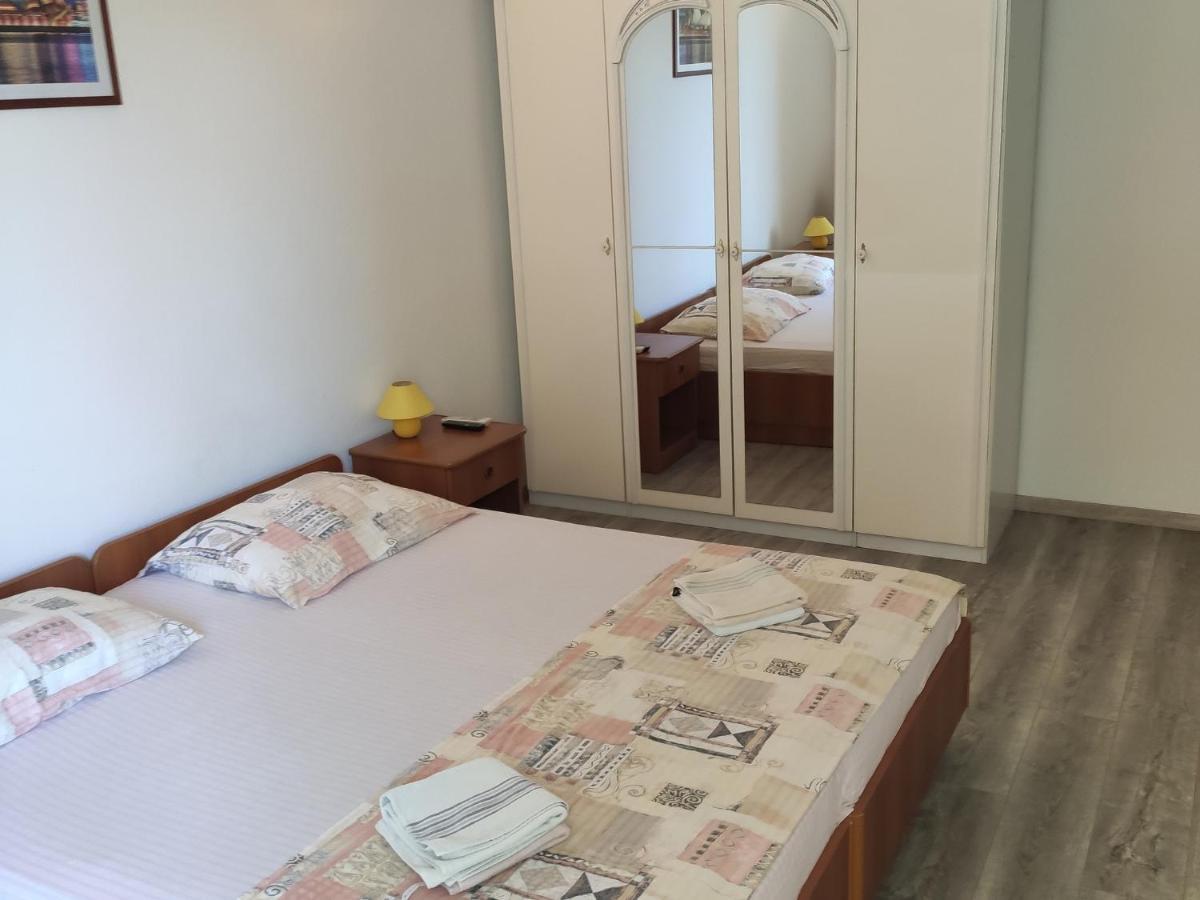 Apartments Ivo Makarska Eksteriør bilde